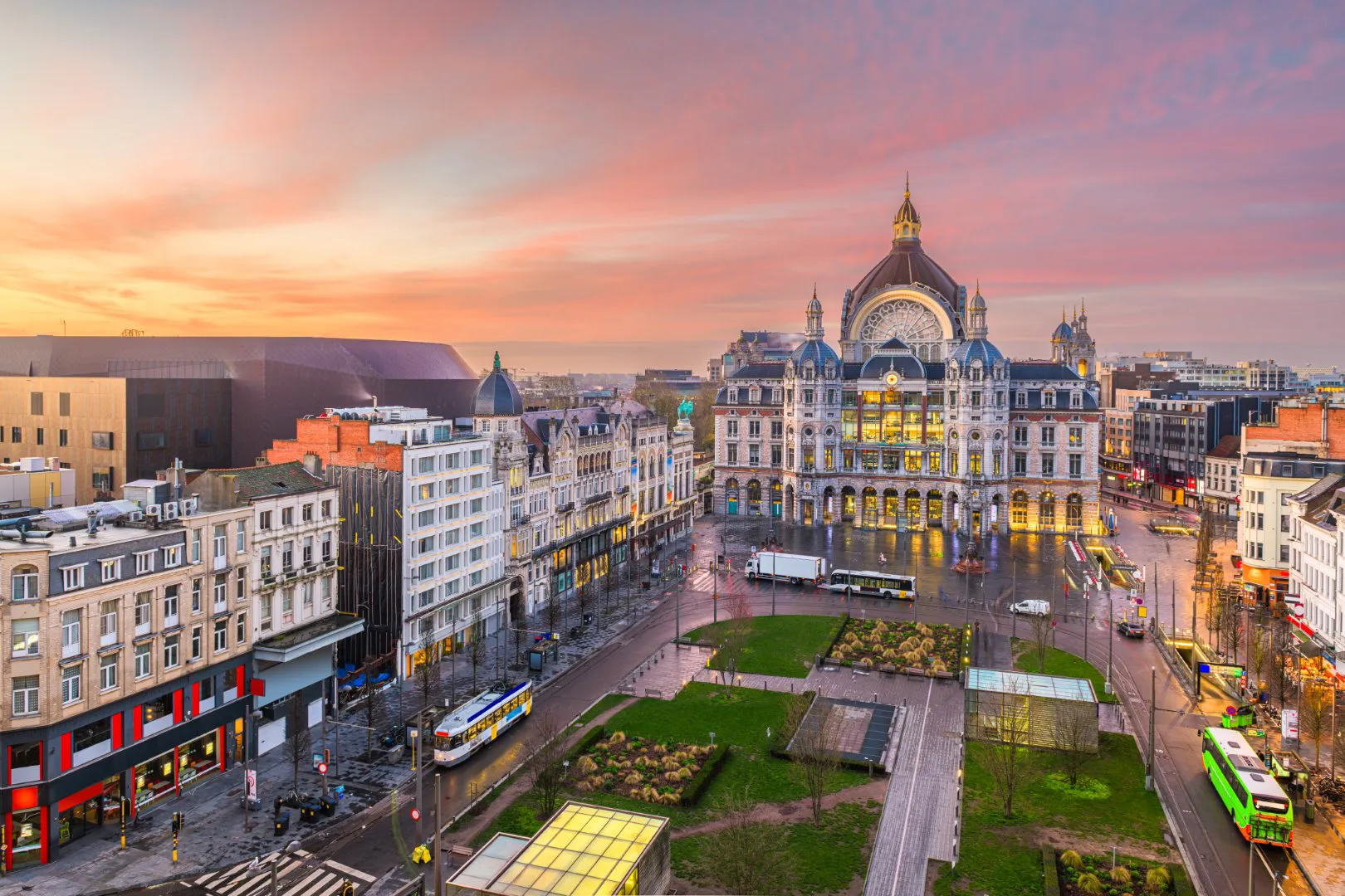 Discover the vibrant city of Antwerp - BTFL Living